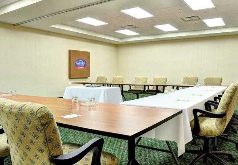 Fairfield Inn & Suites By Marriott Wausau Weston Екстер'єр фото