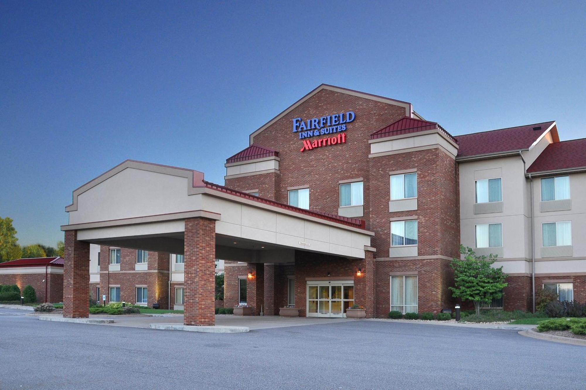 Fairfield Inn & Suites By Marriott Wausau Weston Екстер'єр фото