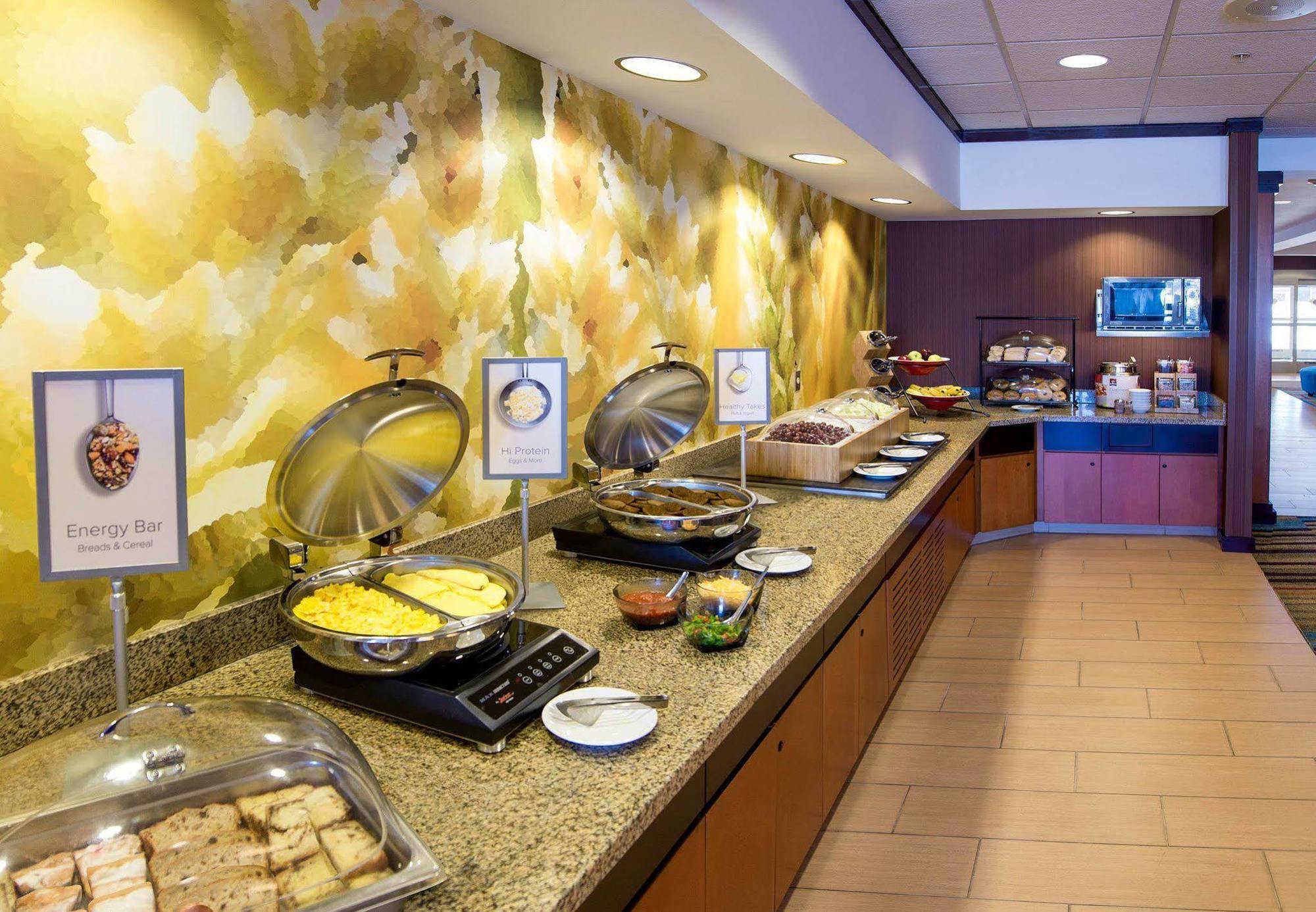Fairfield Inn & Suites By Marriott Wausau Weston Екстер'єр фото
